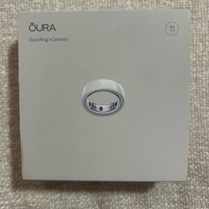 Oura Ring 4 in Cloud White Ceramic - Size 11